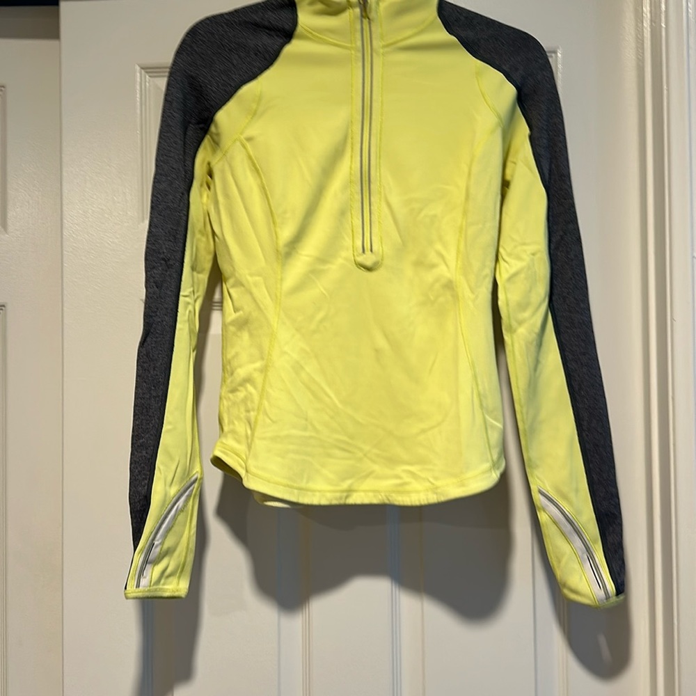 Lululemon long sleeve running/workout top